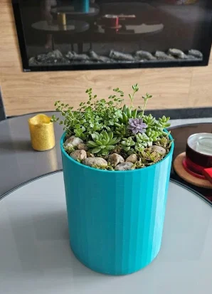 Chậu cây hình trụ đa giác (Faceted Cylinder Plant Pot) - Image 1