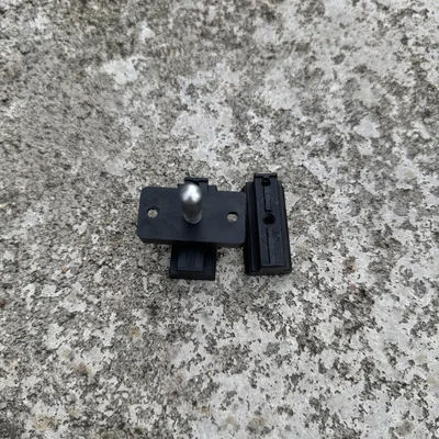 Chốt giữ và giới hạn mở cửa sổ (Open Window Catch & Limiter)