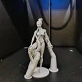 Tượng cô gái tư thế Yoga thăng bằng - Thumbnail 5
