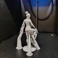 Tượng cô gái tư thế Yoga thăng bằng - Thumbnail 6