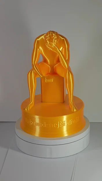 Cúp vinh danh "Người nghiện điện thoại" - Image 2