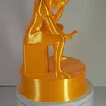 Cúp vinh danh "Người nghiện điện thoại" - Thumbnail 3