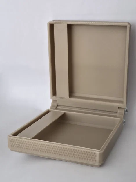 Hộp đựng dạng vỏ sò (Clamshell case) siêu bền - Image 1