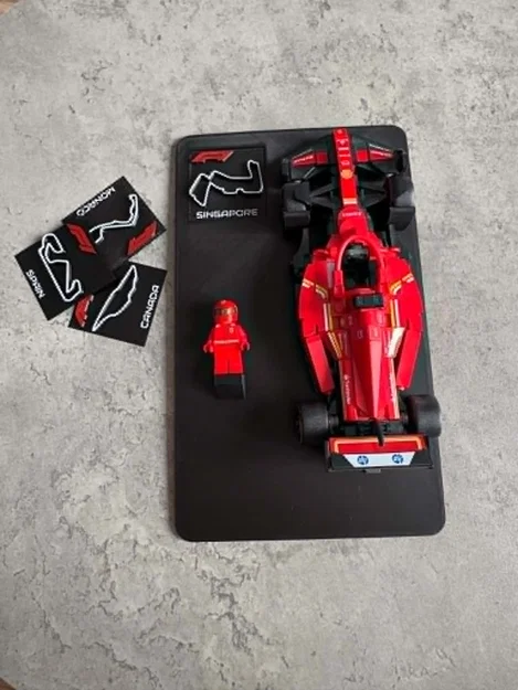 Kệ trưng bày F1 Speed Champions với gạch đường đua thay thế linh hoạt - Image 2