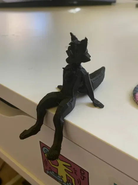 Mô hình Furry ngồi cạnh bàn (Sitting furry for desk) in 3D - Image 3