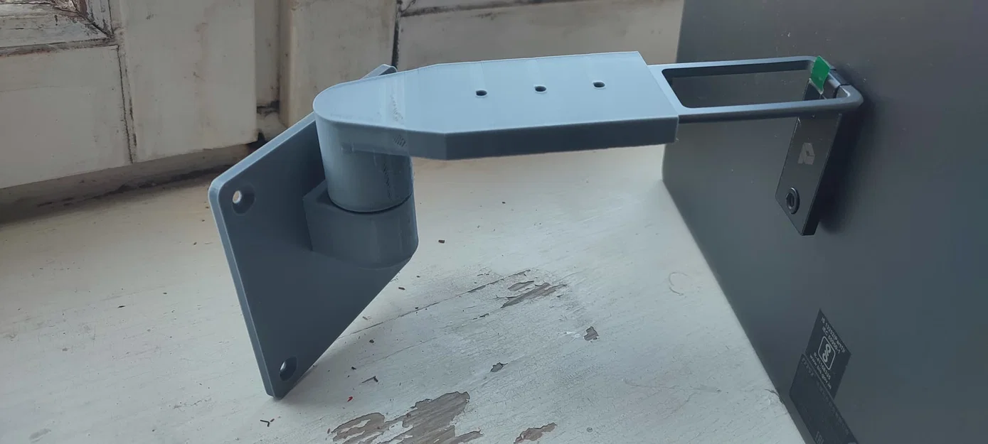 Giá treo tường cho màn hình di động MSI - Image 2