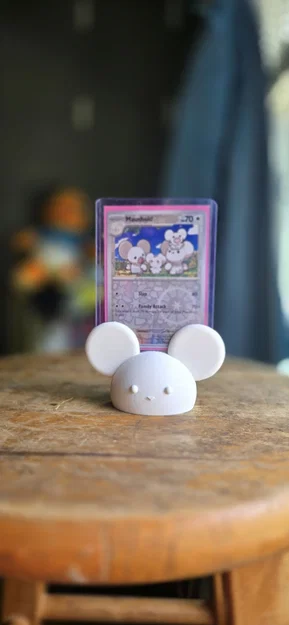Đế giữ thẻ bài Pokémon Tandemaus và Maushold cho Toploader - Image 1