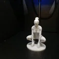 Mô hình tượng nữ tập Yoga tư thế ngồi xổm - Thumbnail 4