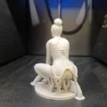 Mô hình tượng nữ tập Yoga tư thế ngồi xổm - Thumbnail 7