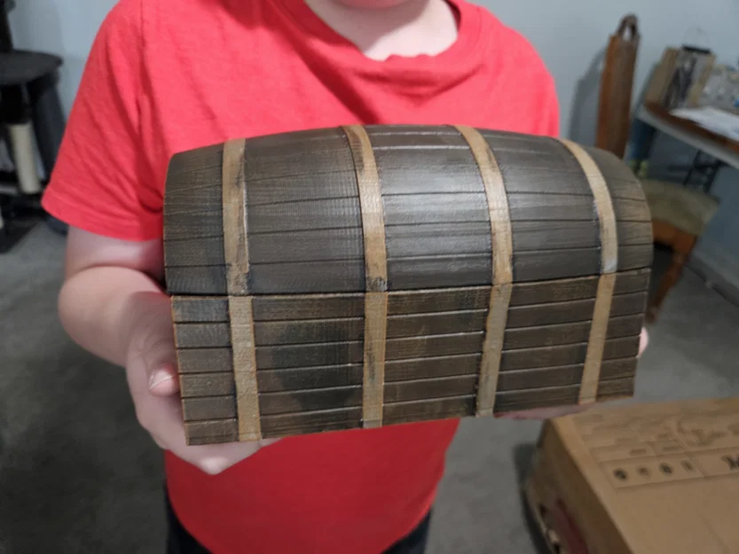 Rương báu vật Treasure Chest với thiết kế nắp thùng gỗ cực đẹp - Image 1