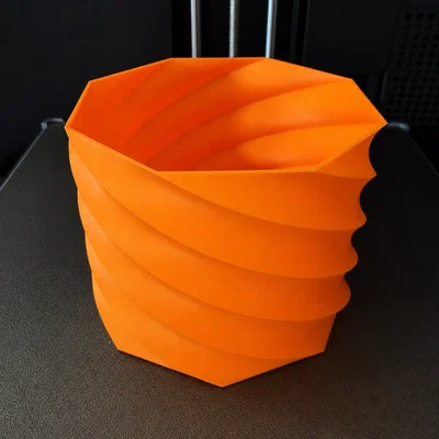 Chậu trồng cây cảnh xoắn ốc (Spiral Succulent Pot) - In 3D dễ dàng