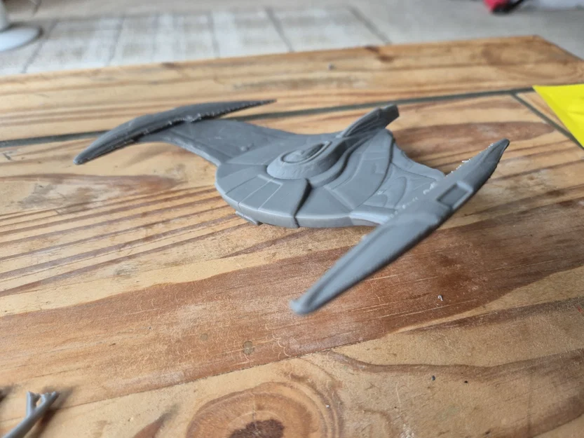 Mô hình Romulan Bird-of-Prey từ Star Trek Enterprise lớp T'Liss - Image 2