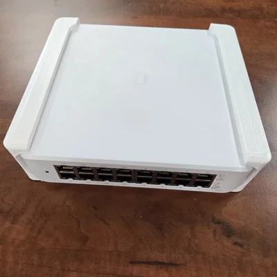 Giá treo VESA 100x100 cho Ubiquiti Switch Lite 16 (Tường / Dưới bàn)