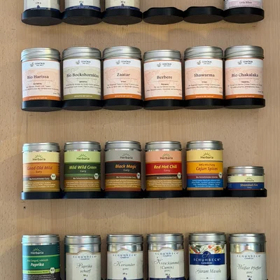 Giá giữ hũ gia vị nam châm (Magnetic Spice Tin Holder / Gewürzregal magnetisch)