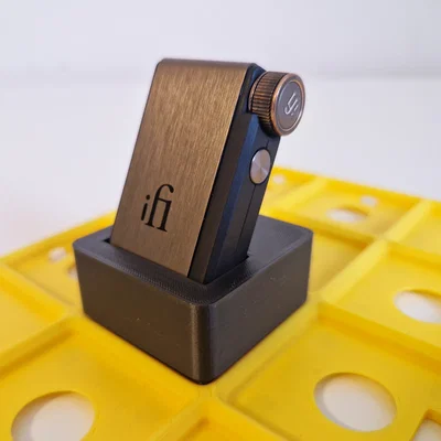 Đế dựng Gridfinity cho iFi GO Blu gọn gàng, tinh tế
