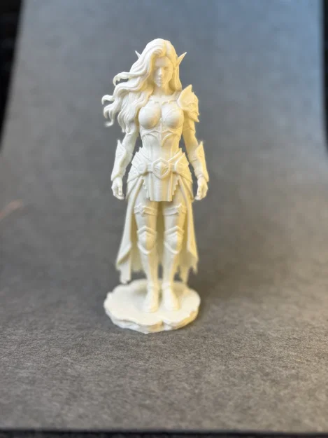 Nữ Elf Chiến Binh (Warrior female Elf) - Image 1