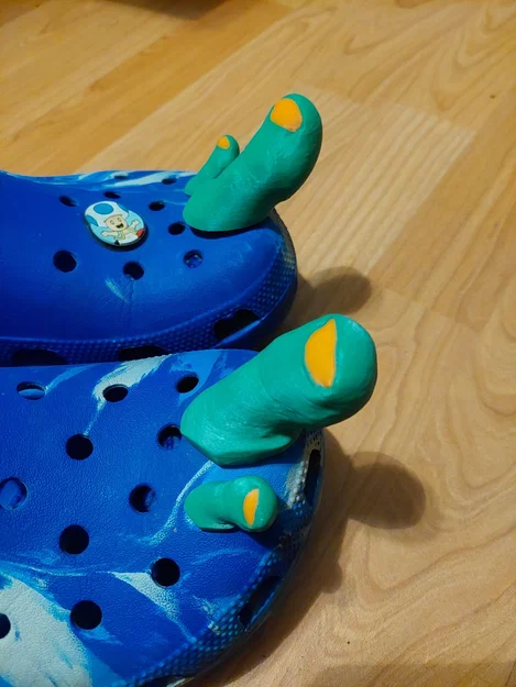 Móc Crocs ngón chân cái (bản lớn & bản nhỏ) - Image 2
