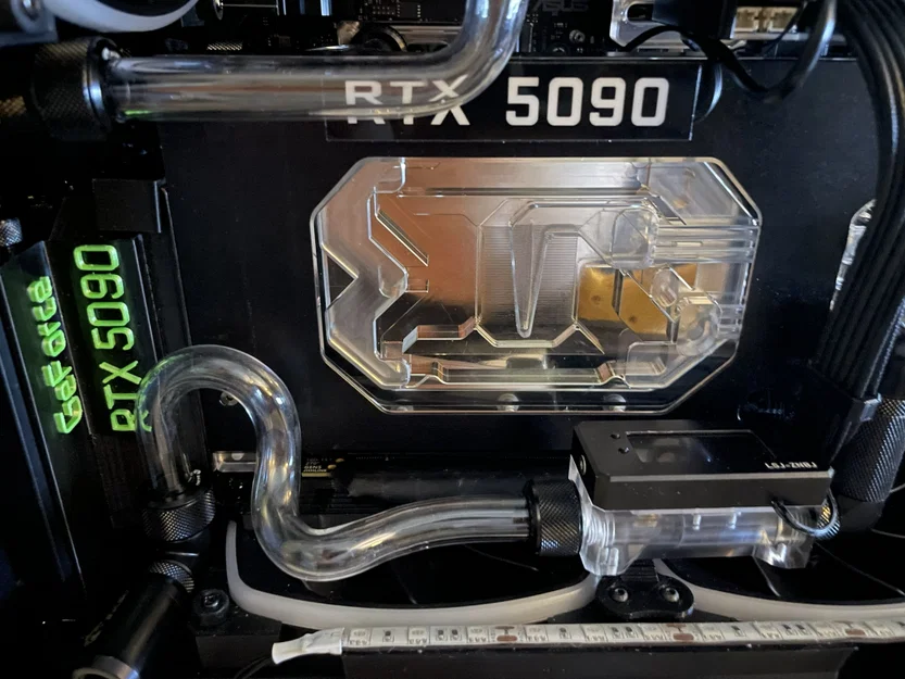 Giá đỡ GPU dựng đứng custom loop cho Bykski N-ICH5090DX3-X (BeQuiet! Light Base 900DX/FX) - Image 6