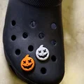 XXHappy Pumpkin Croc Charm: SpookyStep Collection - Thumbnail 1