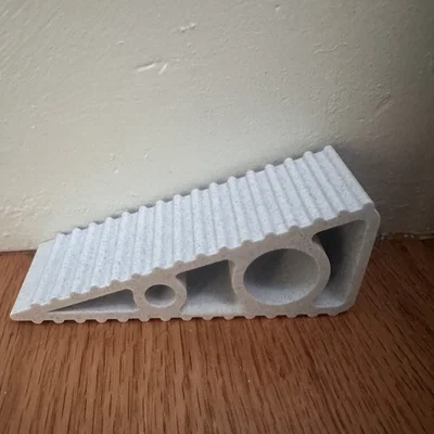 Chặn cửa 3D thiết kế nêm thông minh - Dễ in và siêu tiện lợi