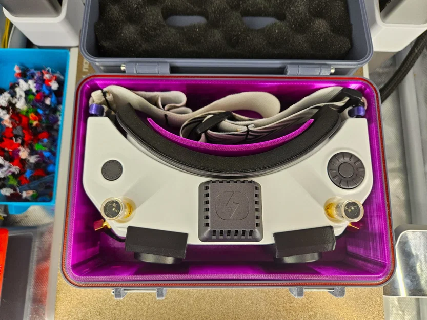 Hộp cứng HDZero Goggle / Goggle 2 (Hard Case) kèm TPU insert - Image 3