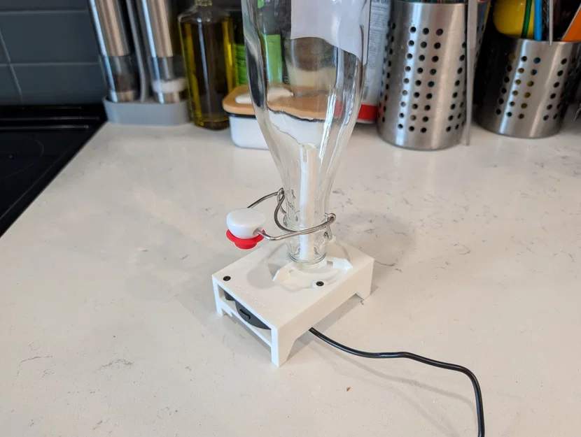 Bộ Sấy Chai Mini Có Quạt (Compact Bottle Dryer with Fan) - Image 1