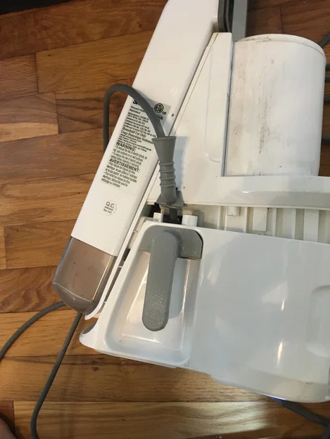 Móc quấn dây dưới cho máy hút bụi Shark Rotator (Lower cord winder hook) - Image 1