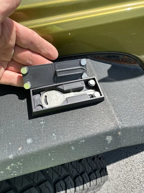 Hộp Giấu Chìa Magnetic Cho Jeep (Jeep Lockout Key Box) - Image 3