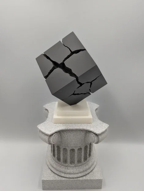 Tượng Trang Trí Bàn Làm Việc Khối Lập Phương Nứt Vỡ (Fractured Cube) - Image 3