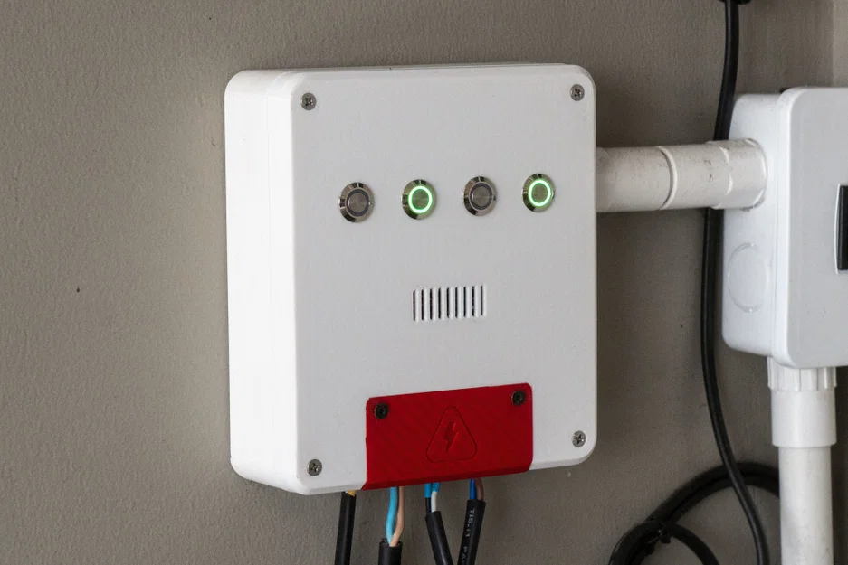 Nắp trước nút nhấn chống nước có đèn cho vỏ ESP32 relay 4 kênh - Image 1