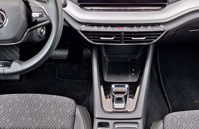 Khay đựng đồ cho Skoda Octavia IV - Phụ kiện nội thất in 3D - Image 1