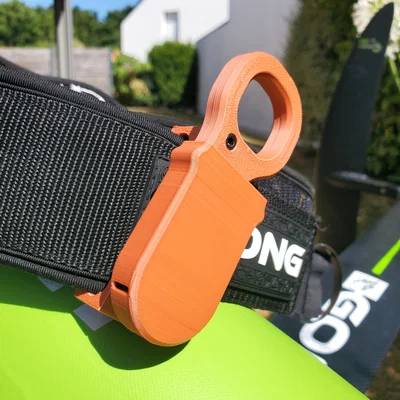 Dao cắt dây an toàn watersports kèm khui nắp chai