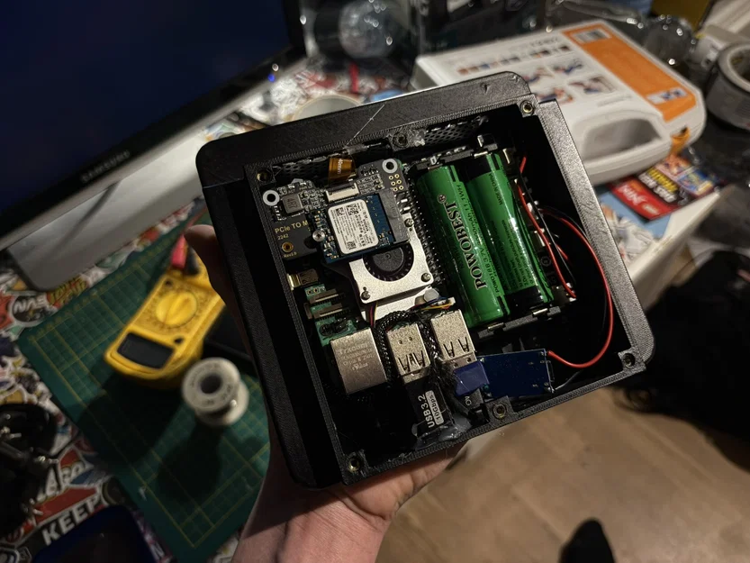 Handheld Raspberry Pi | Cyberdeck - Image 2