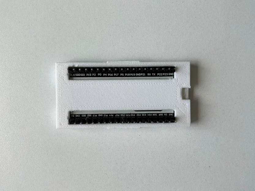 Hộp bảo vệ ESP-32 có lỗ tản nhiệt và đế định vị pin - Image 4