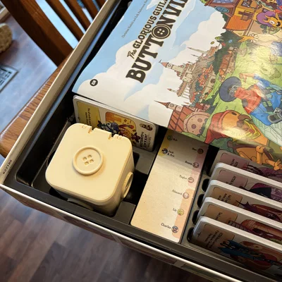 Hộp đựng thay thế cho board game The Glorious Guilds of Buttonville