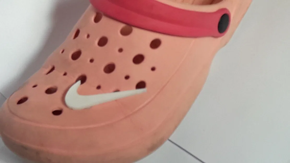 Phụ kiện trang trí dép Clog hình logo Nike in 3D cực chất - Image 8