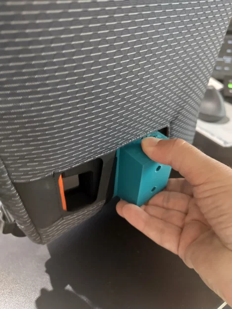 Móc treo tường túi điện Brompton G-Line (Brompton G-Line electric Bag Wall Hooks) - Image 6