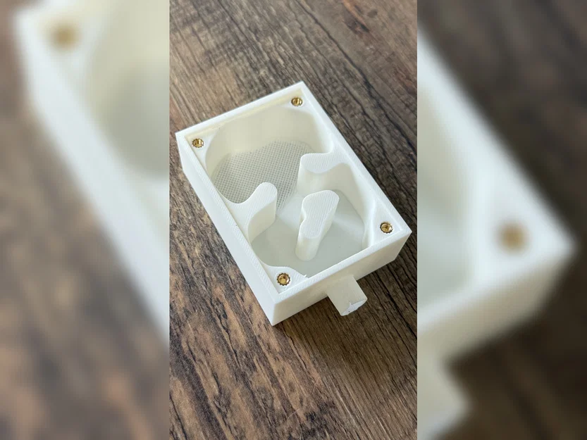 Tổ Kiến Nhỏ Gọn với Lưới Cấp Ẩm - Image 3