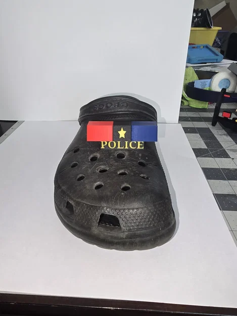 Thanh đèn cảnh sát gắn Crocs (clogs) bản cải tiến - Image 3