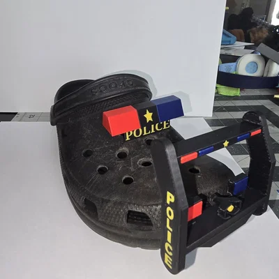 Thanh đèn cảnh sát gắn Crocs (clogs) bản cải tiến