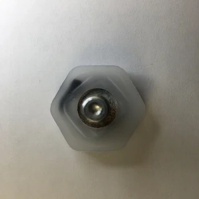 Đế Chân Giảm Rung Máy Giặt (Vừa INDESIT OMTWE 81283 WK EU)
