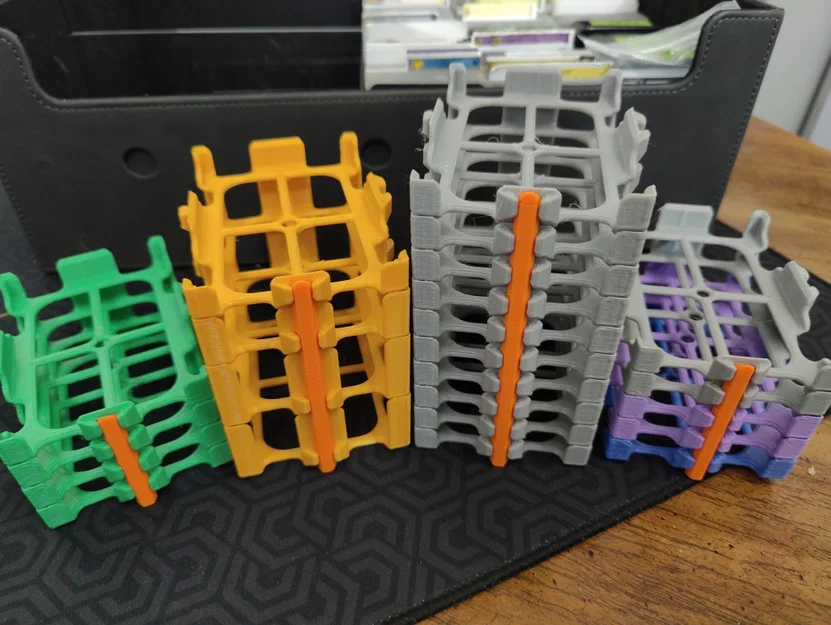 Spine giữ Dominion Holder (dùng với Center-Locking Card Holders) - Image 2