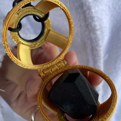 Mặt dây chuyền Skyfire của Onyx (Wings of Fire)