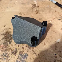 Máng Ăn Cho Chim Chống Sóc (Squirrel Proof Bird Feeder)