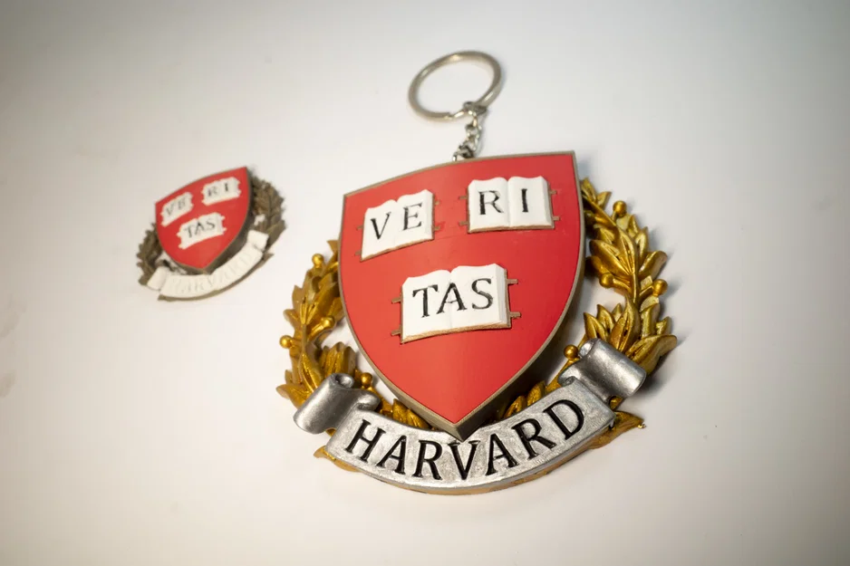 Huy hiệu, Phù hiệu, Biểu trưng trường Harvard, Mặt dây chuyền, Nam châm tủ lạnh - Image 11