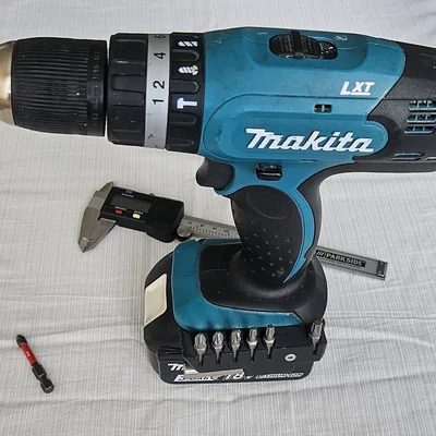 Giá đỡ mũi khoan Makita (Phiên bản trái & phải)