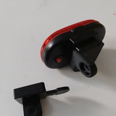 Ngàm gắn đèn xe đạp (Bike Light Holder) - Giải pháp in 3D bền bỉ