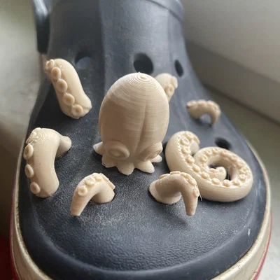 Mô hình Clog Charms Bạch tuộc (OCTOpus)