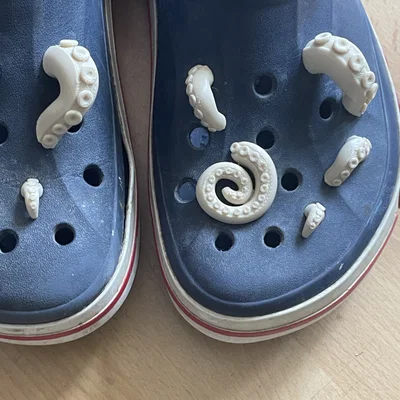 Mô hình Clog Charms Bạch tuộc (OCTOpus)