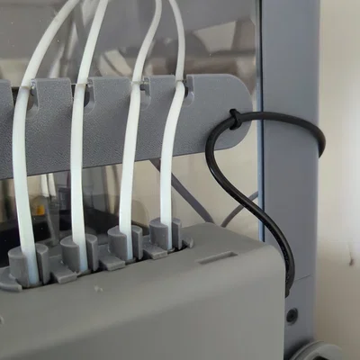 Nắp che lỗ ống PTFE có tích hợp kẹp giữ dây cáp dữ liệu cho máy in 3D
